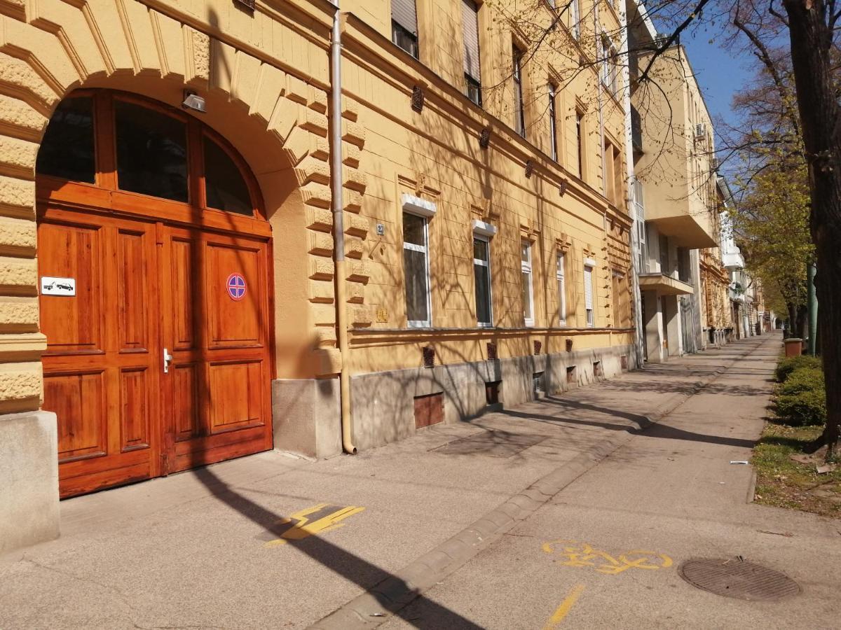 Hanna Apartman Szeged Exterior photo